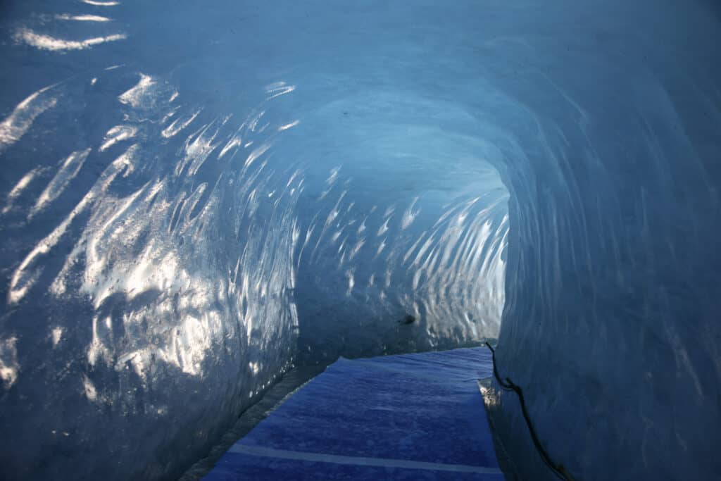 Mere de Glace Ice Cave